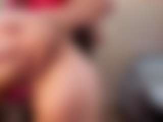 Live cam show with 00hottits1991 - Living Room on livesuperchat.net