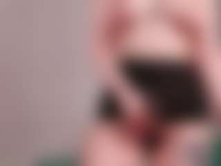 Live cam show with BewitchingEva - Sexcam on TeamSkeetLive | romania