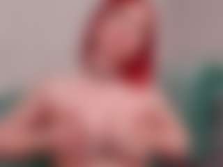 Live cam show with BewitchingEva - Squirt on Camsoda