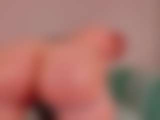 Live cam show with BewitchingEva - Abs on Camsoda