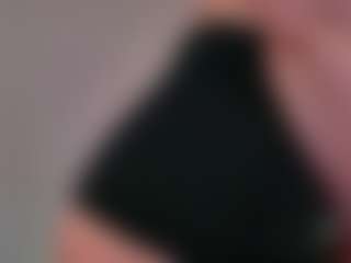 Live cam show with BewitchingEva - Amateur on SquirtSoMuch