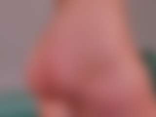 Live cam show with BewitchingEva - Foot Fetish on hrnylive.com