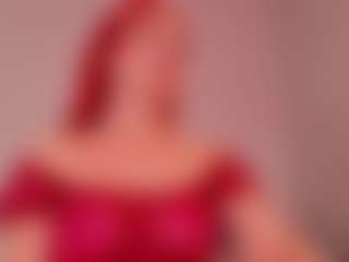 Live cam show with BewitchingEva - Fingers on xplaylive.com