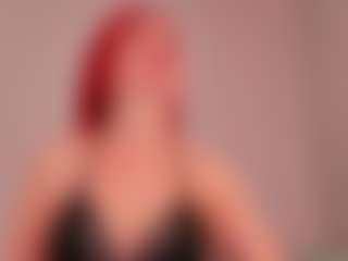 Live cam show with BewitchingEva - Fingers on Camsoda