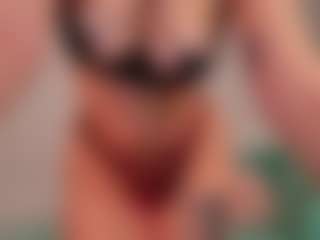 Live cam show with BewitchingEva - Green Eyes on camwithhim.com