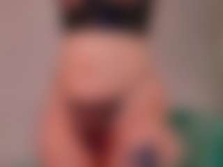 Live cam show with BewitchingEva - Tattoos Red Hair on livesuperchat.net