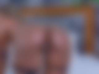 Live cam show with CoralHarrinsonn - Thong on CamClone