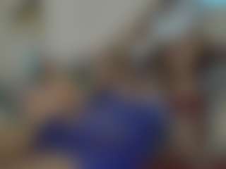Live cam show with Paradisejas - Implants on Gym Cam Girls