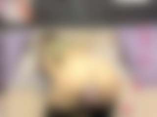 MelanieGrand's Live Sex Cam Show