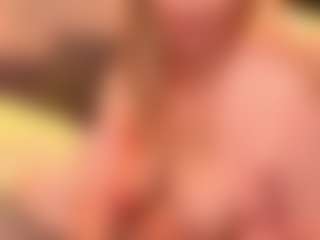 Live cam show with ScarlettMai - Dildo on chickslive.net