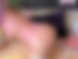 Live cam show with ScarlettMai - Granny Big Tits on Dolls Live