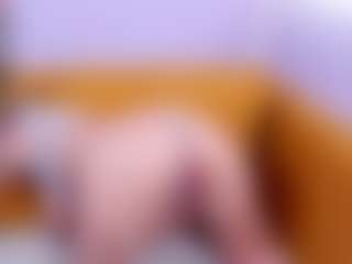 Live cam show with ScarlettMai - Granny on Mixed Magazine Live