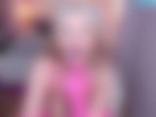 Live cam show with ScarlettMai - Belly on CSO-WL