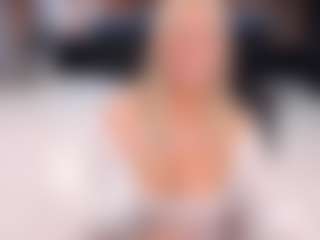 Live cam show with ScarlettMai - Belly on SpankPalCams