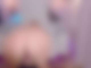 Live cam show with ScarlettMai - Yoga on madthumbs