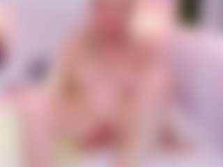 Live cam show with ScarlettMai - Granny Big Tits on Camsoda