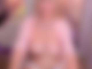 Live cam show with ScarlettMai - Granny Blonde Hair on Camsoda