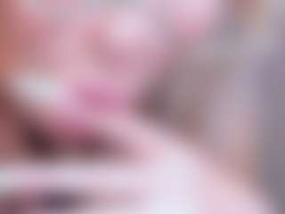 Live cam show with ScarlettMai - Granny MILF on CamwithHer
