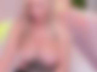 Live-camshow met ScarlettMai - Blonde Hair Curvy op Camsoda
