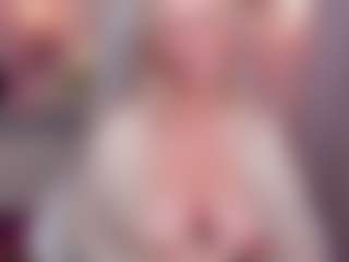 Live cam show with ScarlettMai - Granny BBW on alttransgirls