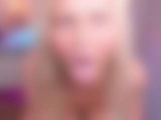 Live cam show with ScarlettMai - Dildo Or Vibrator Granny on Camsoda