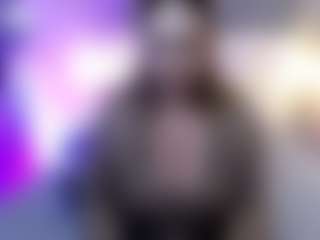 Live cam show with SofiaLani - Blonde Hair on Camming Site