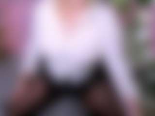 Live cam show with TinaWalked - Living Room on Camsoda