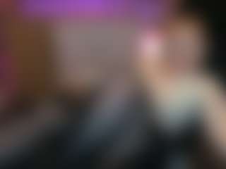 Live cam show with TinaWalked - Tittyfuck on Livezox