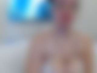 adafontaine18's Live Sex Cam Show