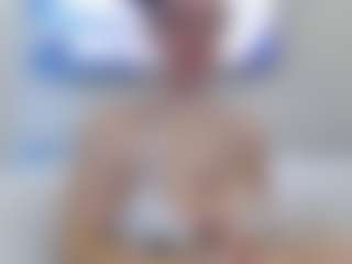 adafontaine18's Live Sex Cam Show