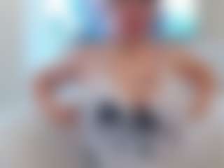 adafontaine18's Live Sex Cam Show