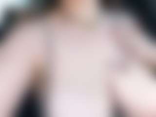 adafontaine18's Live Sex Cam Show