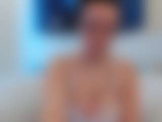 adafontaine18's Live Sex Cam Show