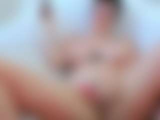 adafontaine18's Live Sex Cam Show