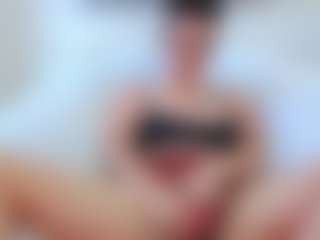 adafontaine18's Live Sex Cam Show