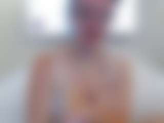 adafontaine18's Live Sex Cam Show