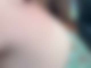 adafontaine18's Live Sex Cam Show