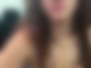 adafontaine18's Live Sex Cam Show