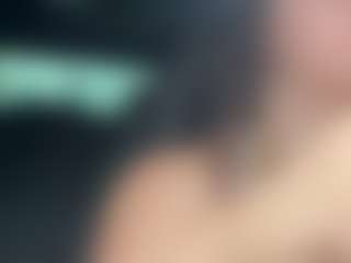 adafontaine18's Live Sex Cam Show