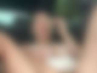 adafontaine18's Live Sex Cam Show