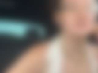 adafontaine18's Live Sex Cam Show