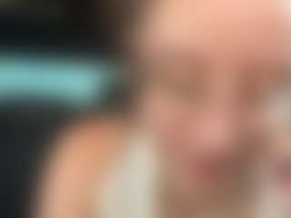 adafontaine18's Live Sex Cam Show