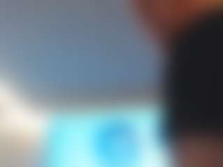 adafontaine18's Live Sex Cam Show