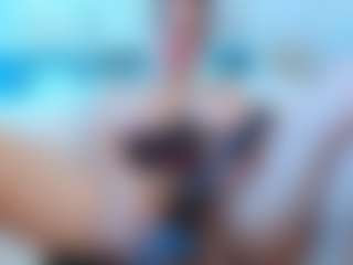 adafontaine18's Live Sex Cam Show