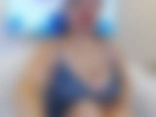 adafontaine18's Live Sex Cam Show