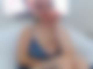 adafontaine18's Live Sex Cam Show