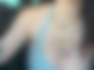 adafontaine18's Live Sex Cam Show
