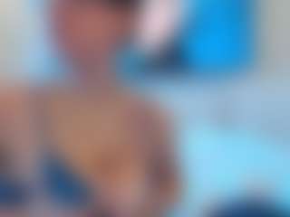 adafontaine18's Live Sex Cam Show