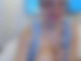 adafontaine18's Live Sex Cam Show