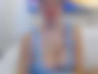 adafontaine18's Live Sex Cam Show